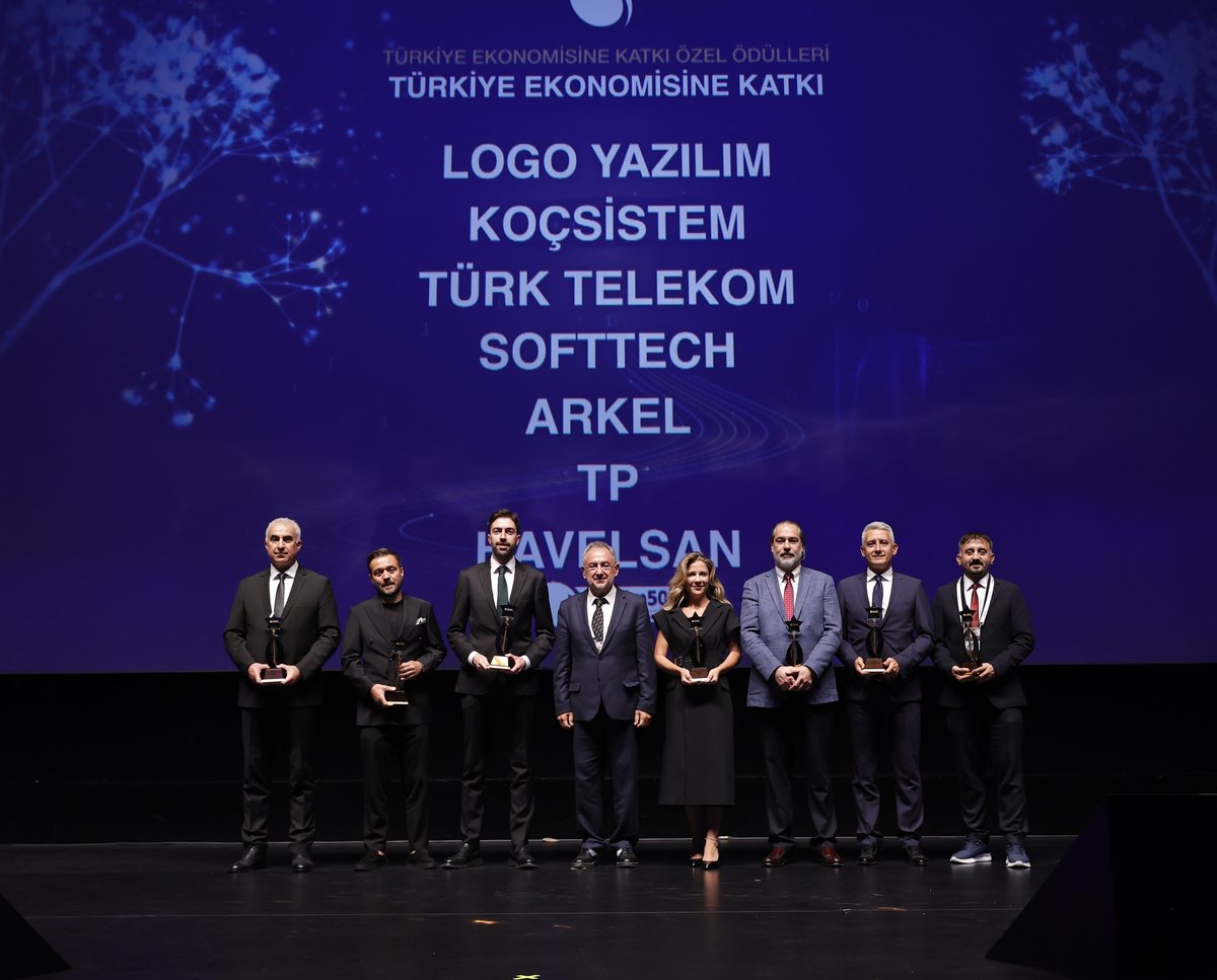 Bilişim 500 şirketlerinin geliri 1,6 trilyon TL’ye ulaştı