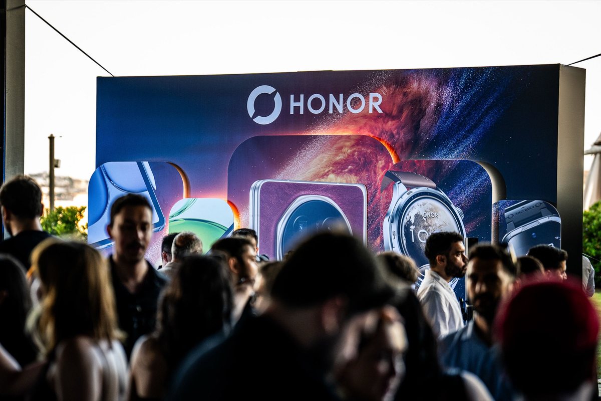 HONOR Magic V6'yı Türkiye'de satışa sundu