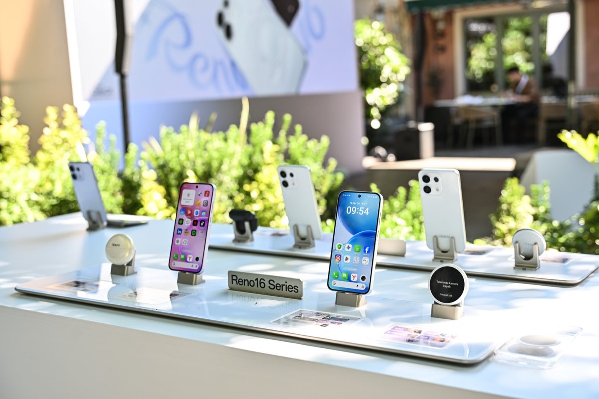 OPPO Reno16 serisini Türkiye'de satışa sundu