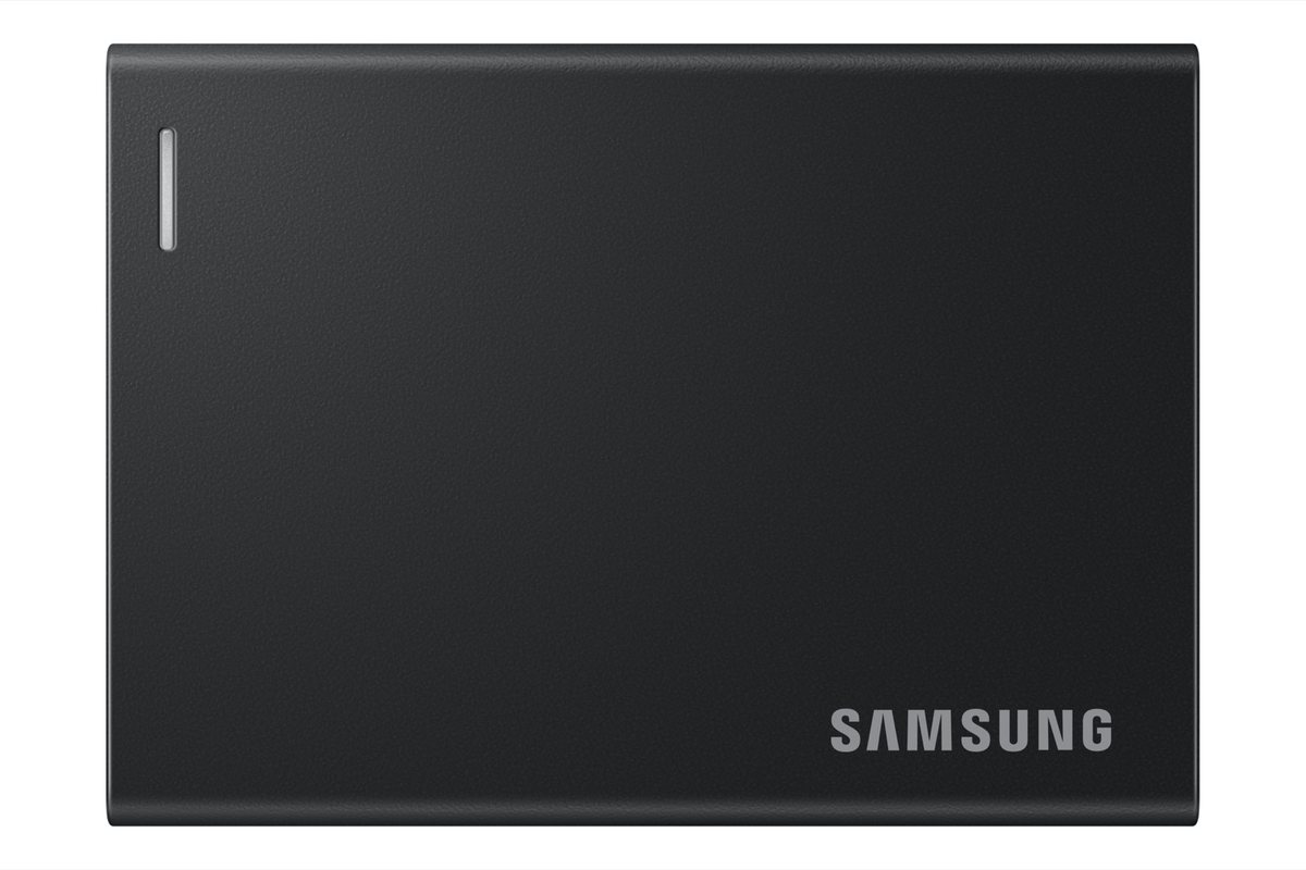 Samsung P9 ve P7 taşınabilir SSD'lerini tanıttı
