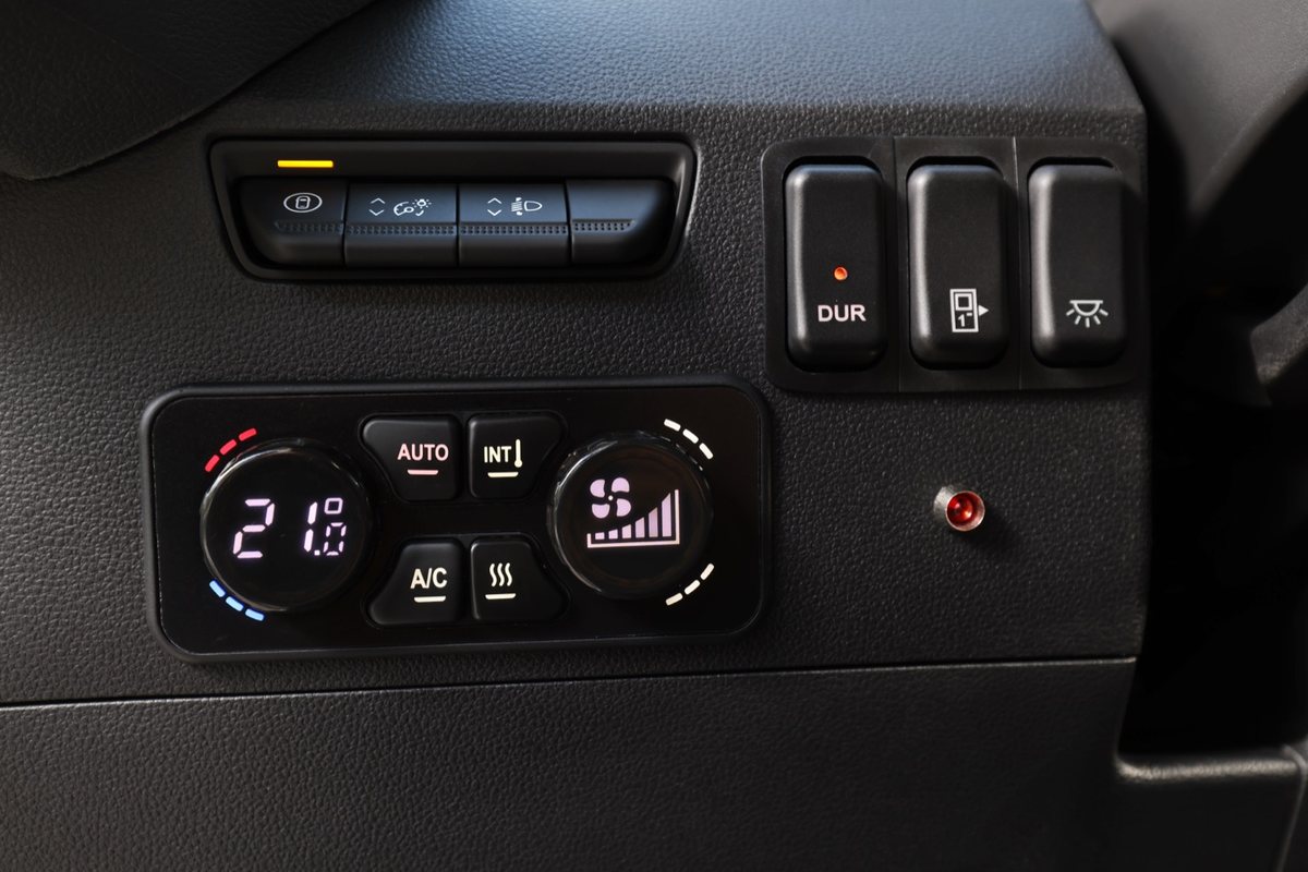 Renault Master ürün gamını iki seçenekle genişletti