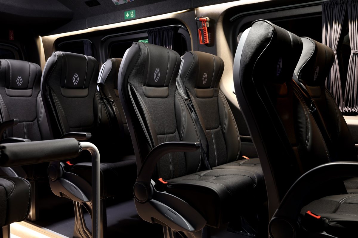 Renault Master ürün gamını iki seçenekle genişletti