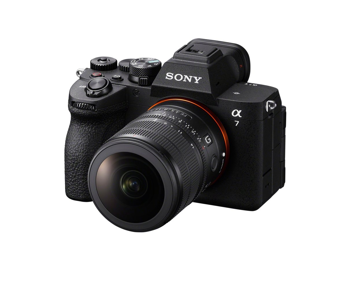 Sony balık gözü zoom lensini tanıttı