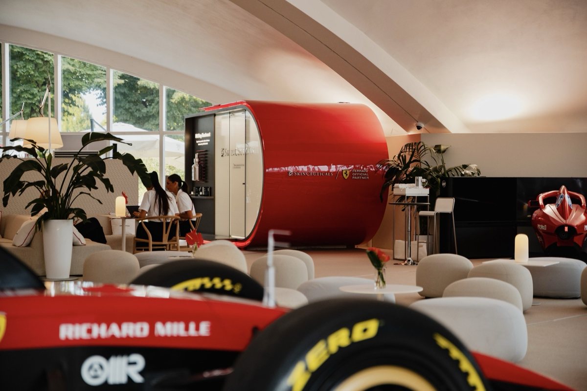 SkinCeuticals, Scuderia Ferrari HP'nin cilt bakımı ortağı oldu