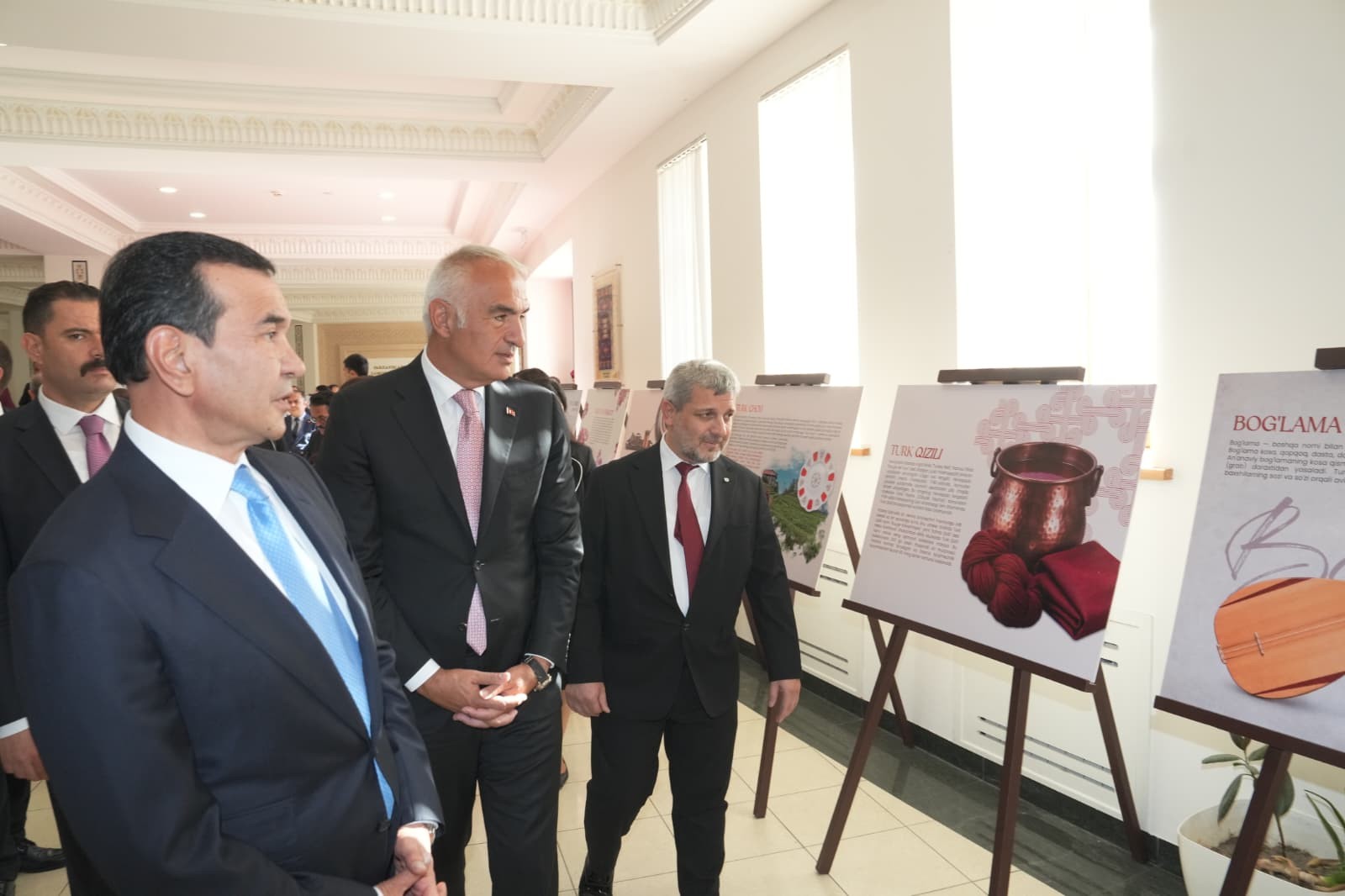 Ersoy: Özbekistan’dan gelen ziyaretçi sayısı yedi ayda 406 bini aştı