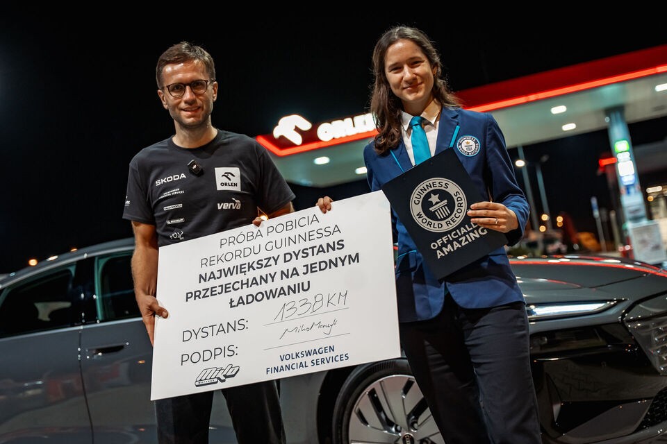 Audi A6 Sportback e-tron ile tek şarjla 1.338 kilometrelik rekor