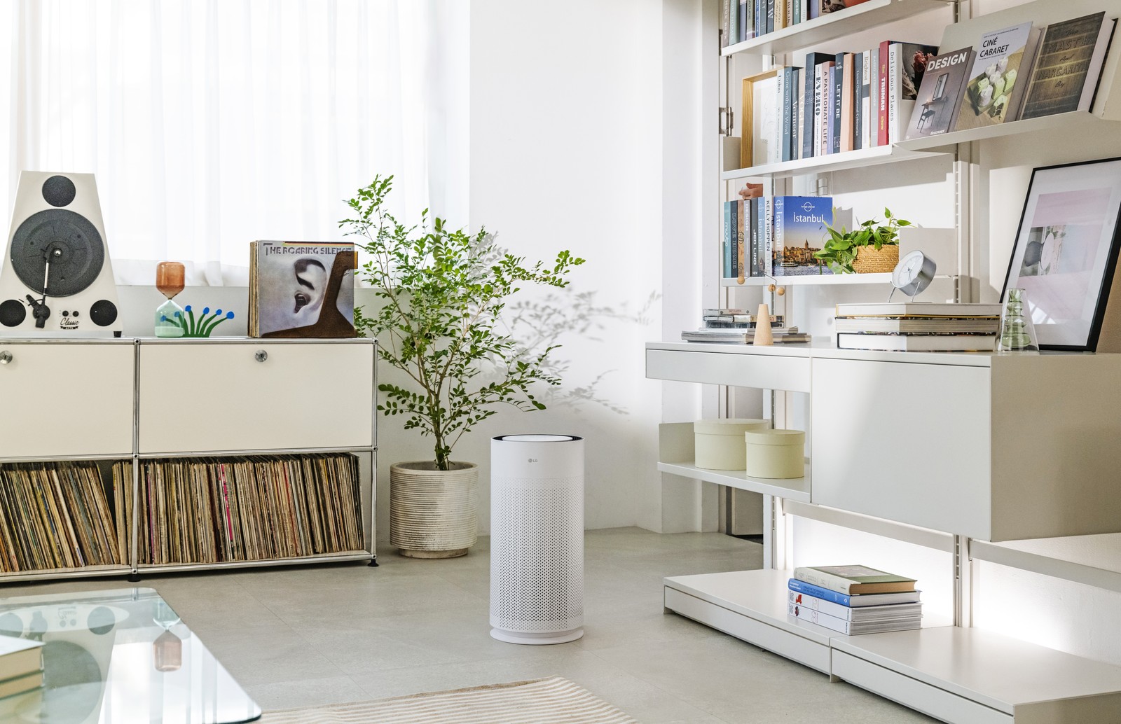 LG, kompakt hava temizleyicisi PuriCare AeroHit’i kullanıcılara sundu