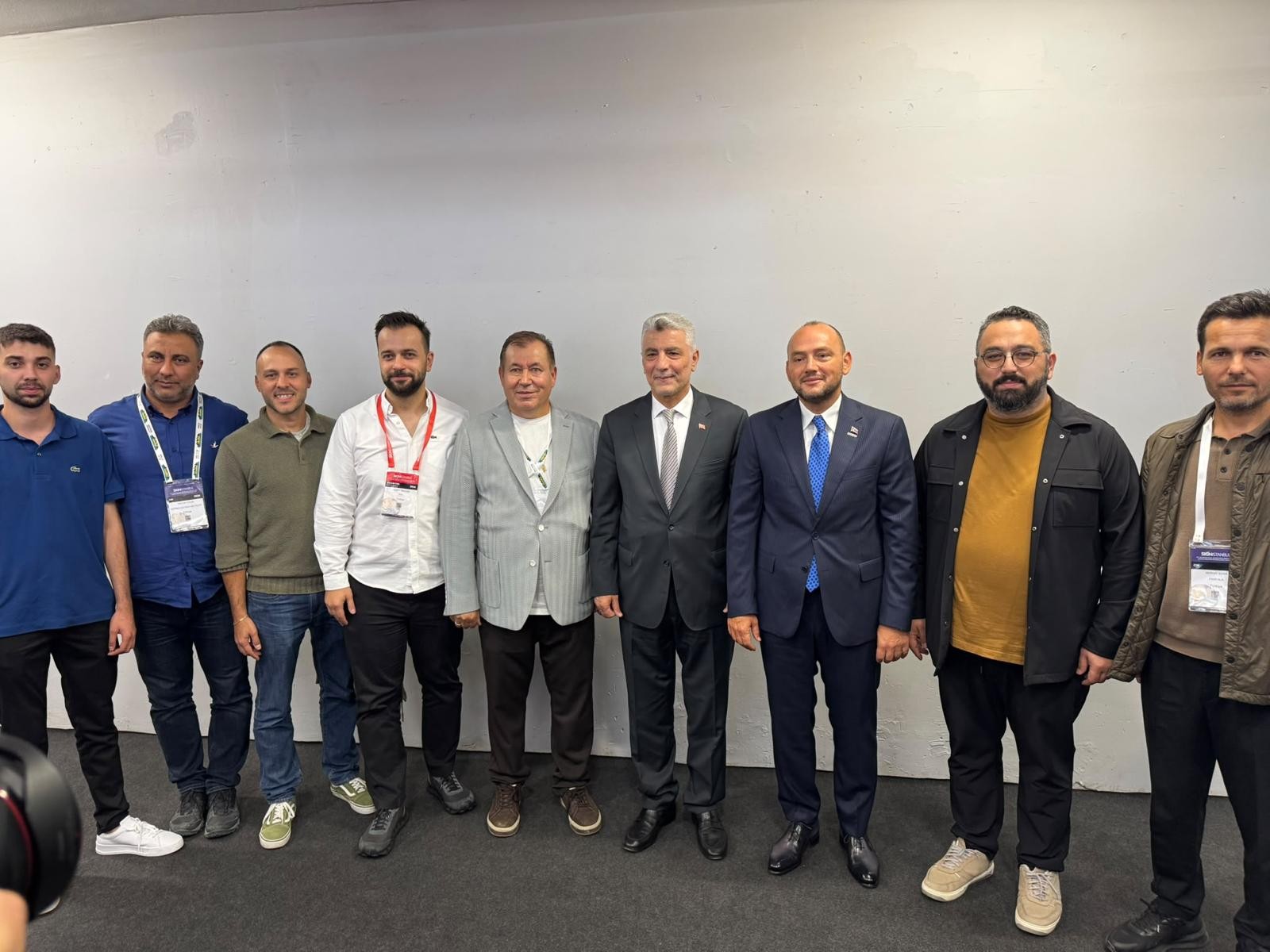 Ankara’nın reklam sektörü heyeti SIGN İstanbul Fuarı’nı ziyaret etti