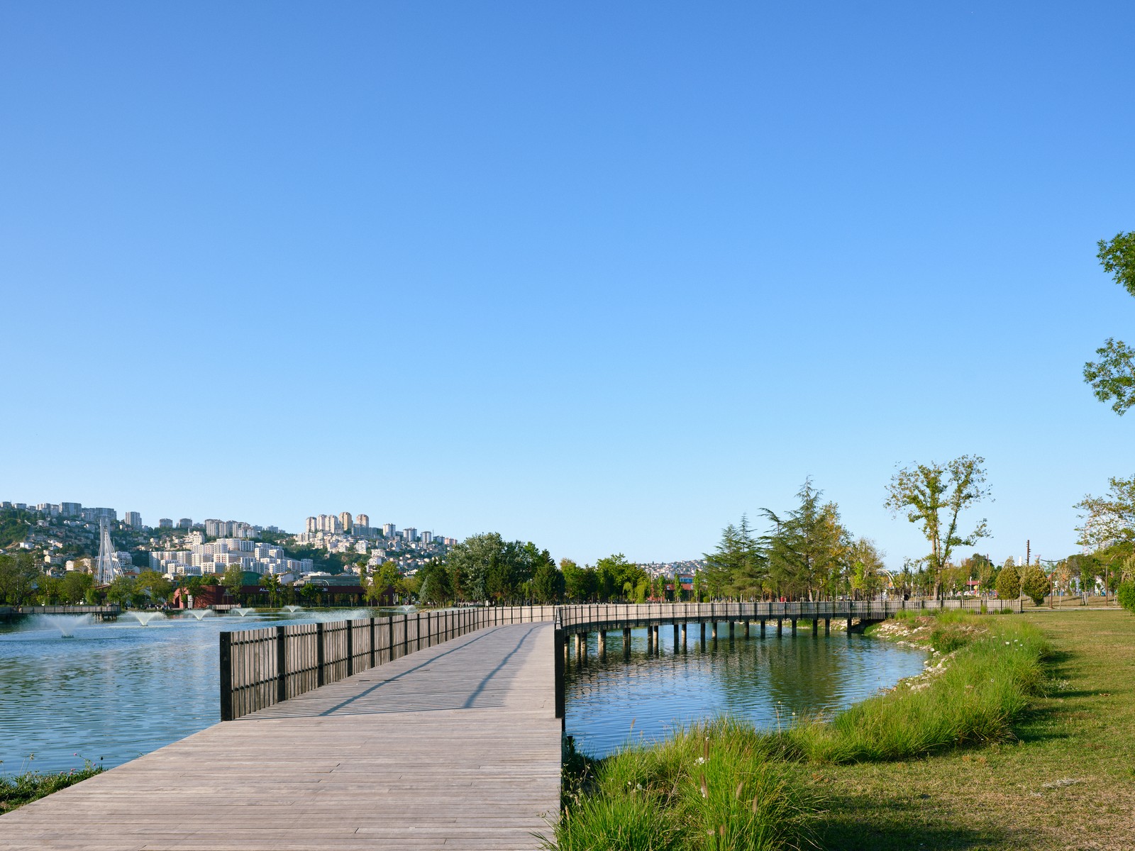 Kocaeli Fuar Parkı tamamlandı: kıyı park projesinin ilk etabı