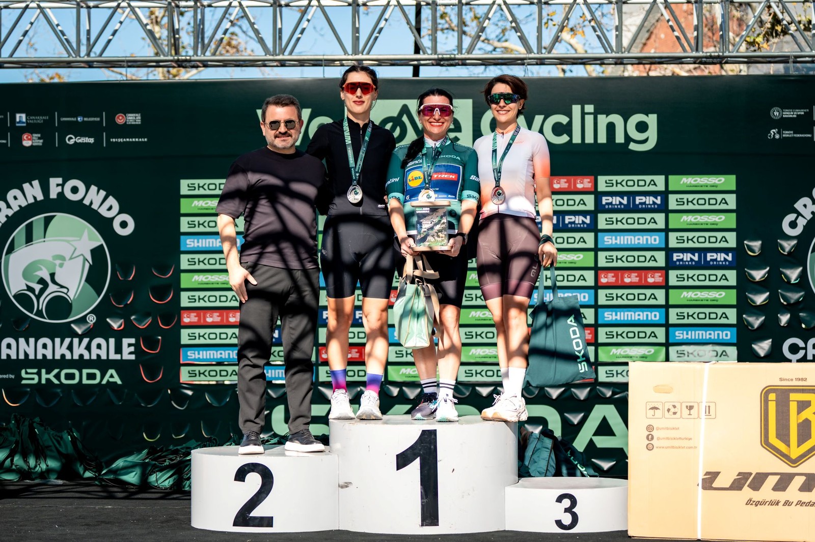 ŠKODA Çanakkale Gran Fondo’da 13 ülkeden 924 bisikletçi pedal çevirdi