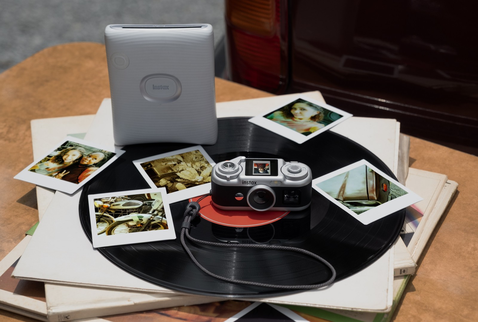 Fujifilm, LCD ekranlı dijital kamerası instax Pal 2'yi tanıttı