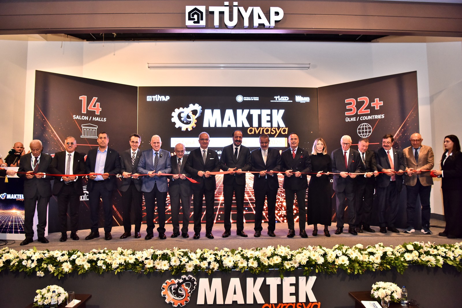 MAKTEK Avrasya 2026’da 1.208 makine ve 132 robot sergilendi